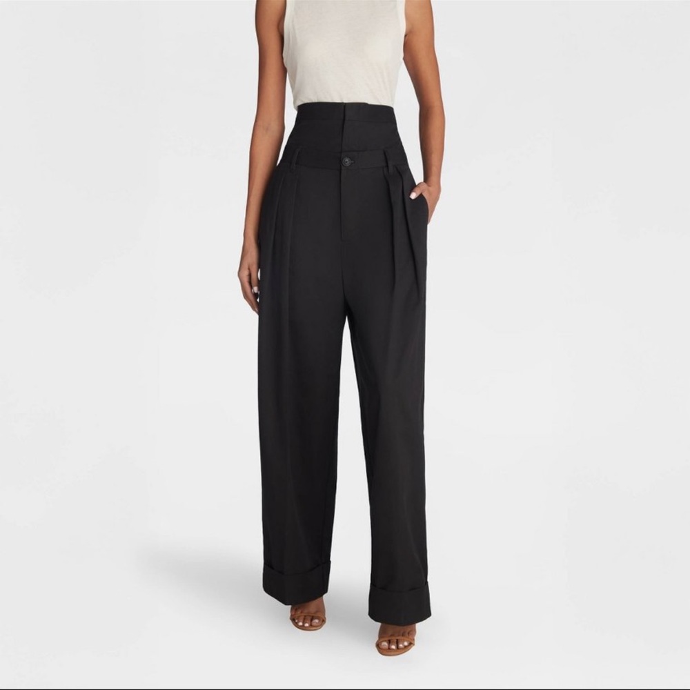 High-Waist Wide Leg Pants in Black